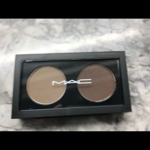 Brand New - MAC Brow Duo in “Brunette”